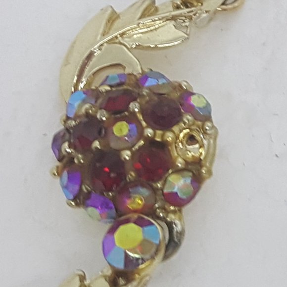 Vtg. Raspberry Rhinestone Set - Picture 15 of 16